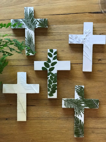Made in Nature Wall Cross -White Fern