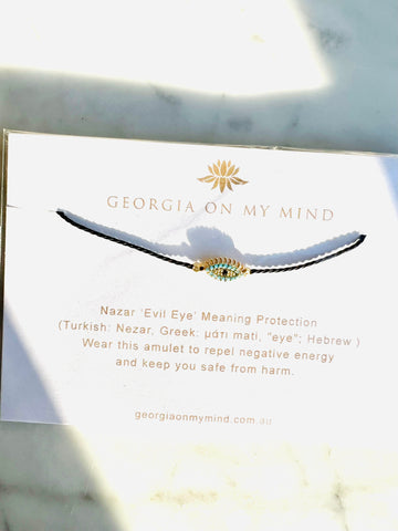 Nazar Eye String Bracelet with Eyelashes